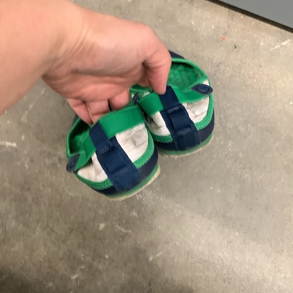 The North face Blue and Green flat shoes - Picture 4 of 6